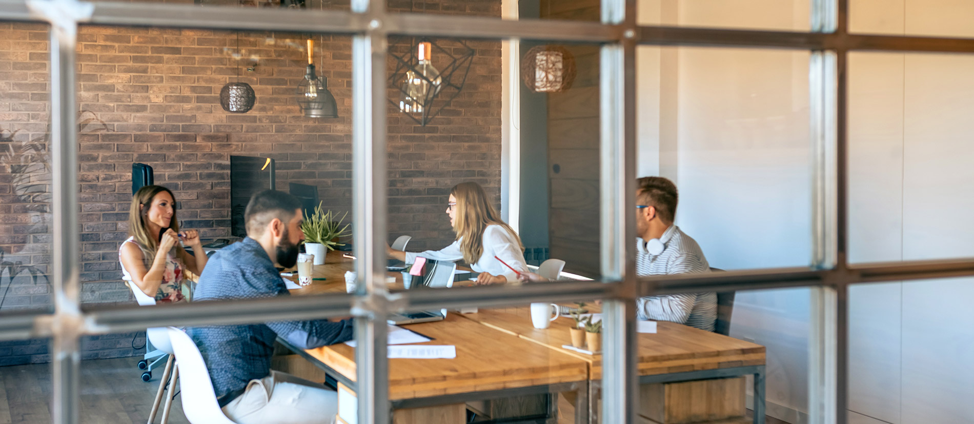 about brandsly